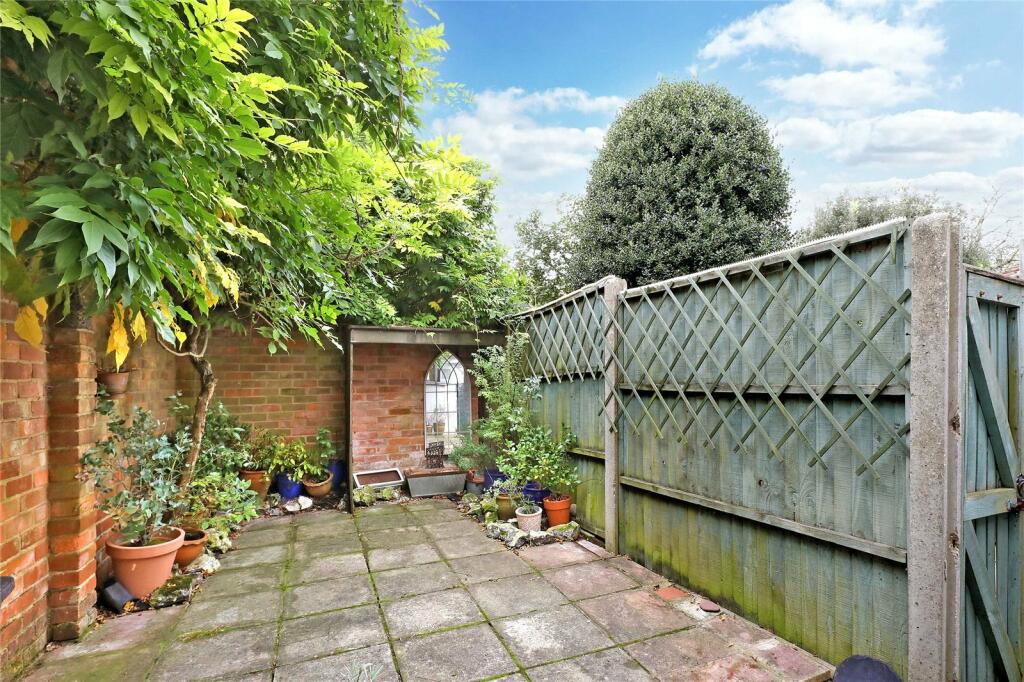 Additional image 7 of High Street, Amersham, HP7