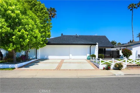 21912 Summer Circle, Huntington Beach, CA 92646