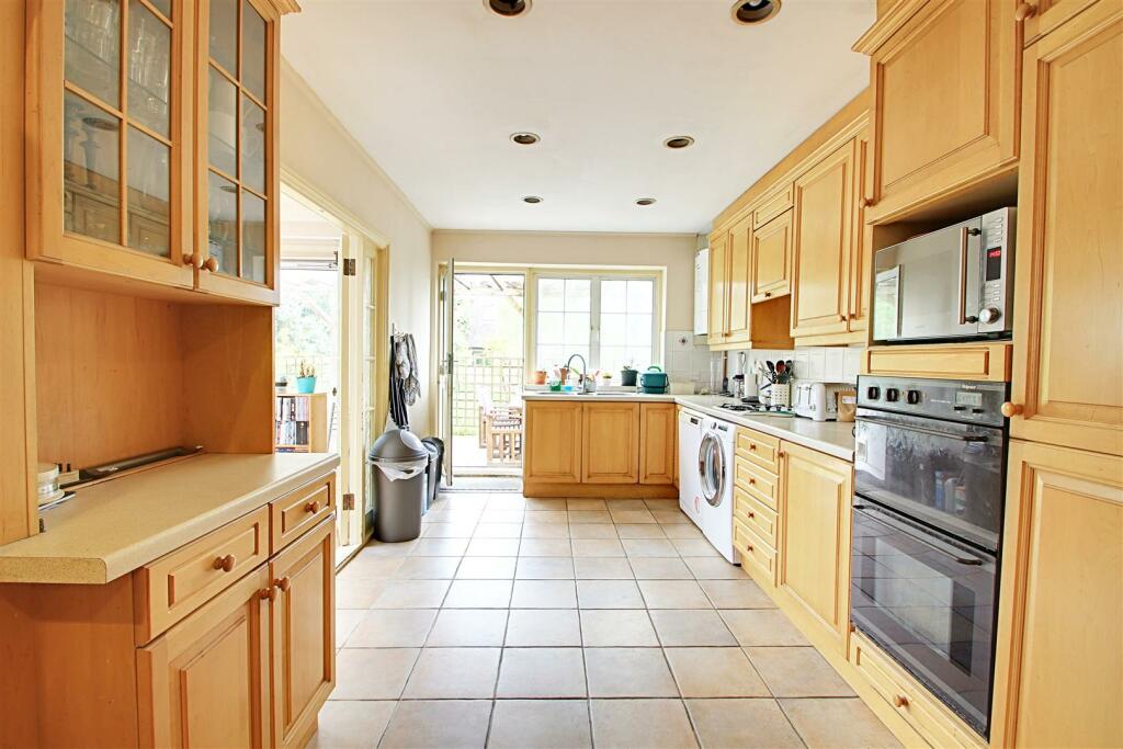 Additional image 8 of Collyer Road, London Colney, St Albans