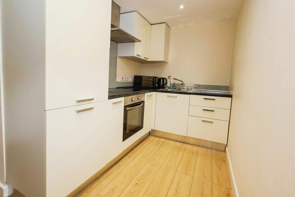 Additional image 3 of New Coventry Road, Birmingham