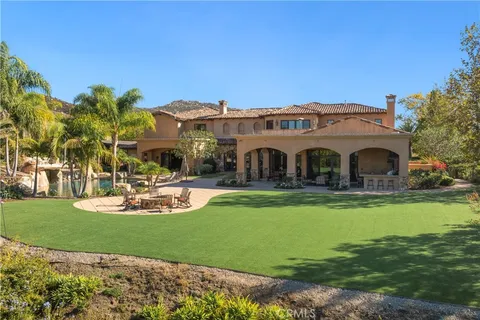 18795 Heritage Drive, Poway, CA 92064