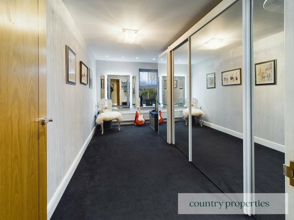 Additional image 6 of Wendover Lodge, Church Street, WELWYN, AL6