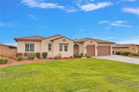 19539 Chuparosa Road, Apple Valley, CA 92307