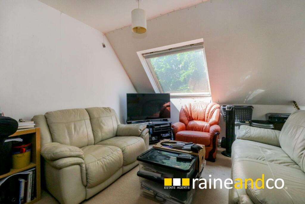 Additional image 8 of Redhall Close, Hatfield