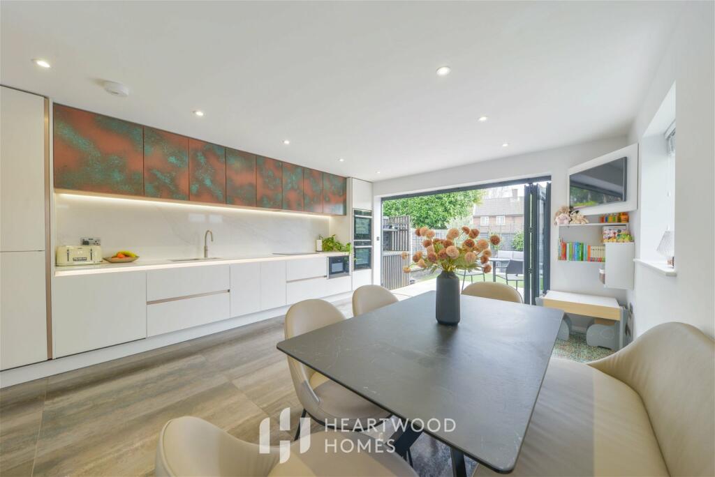 Additional image 4 of Tennyson Road, St. Albans, AL2 3HX