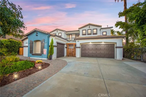 3172 Brunstane Circle, Corona, CA 92882
