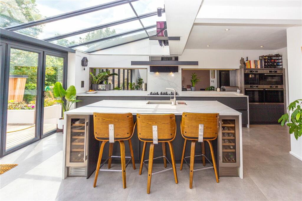 Additional image 4 of Porters Hill, Harpenden, Hertfordshire, AL5