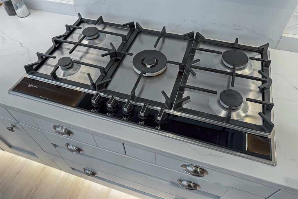 Additional image 6 of Elderberry Close, Bricket Wood, St. Albans