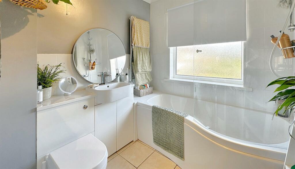 Additional image 16 of Woodfall Avenue, Cotteridge, Birmingham