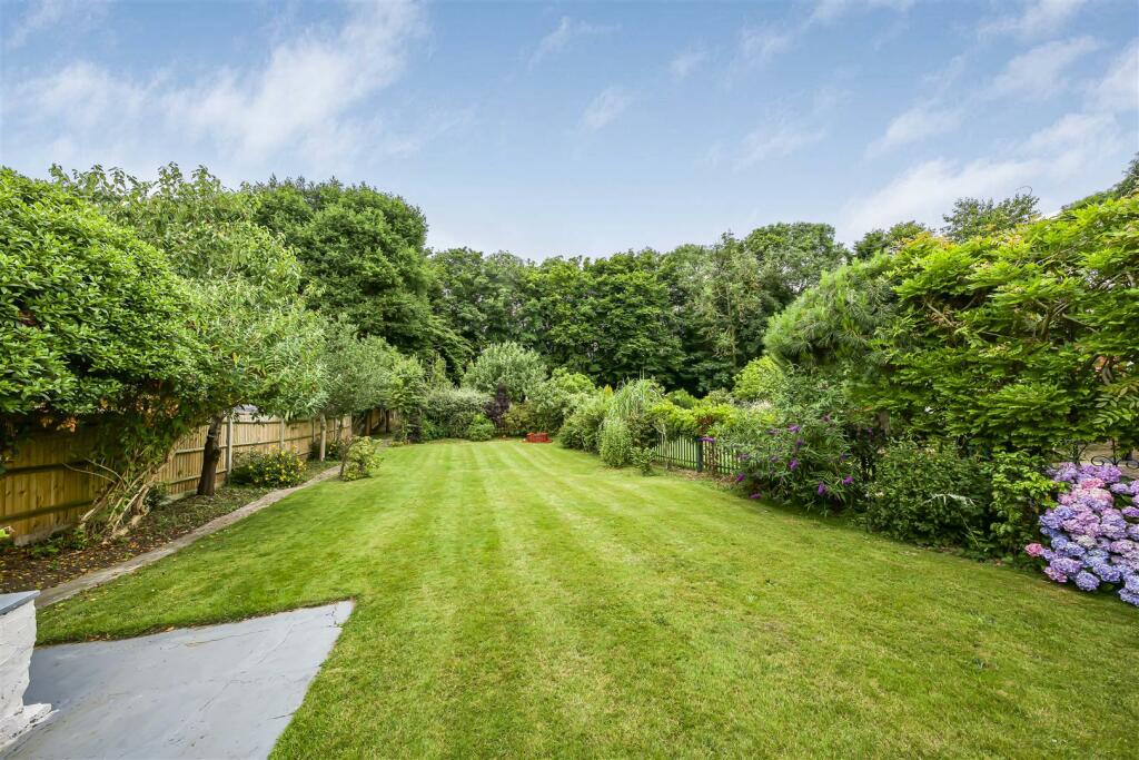 Additional image 13 of Jenkins Avenue, Bricket Wood, St. Albans