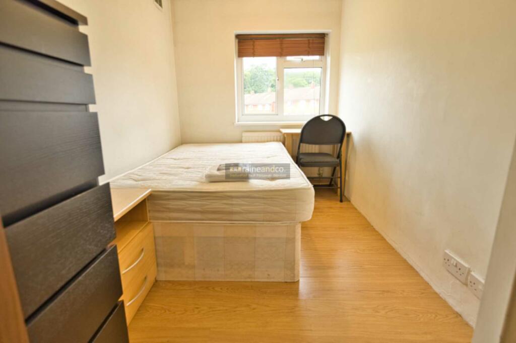 Additional image 12 of Oak Grove, Hatfield