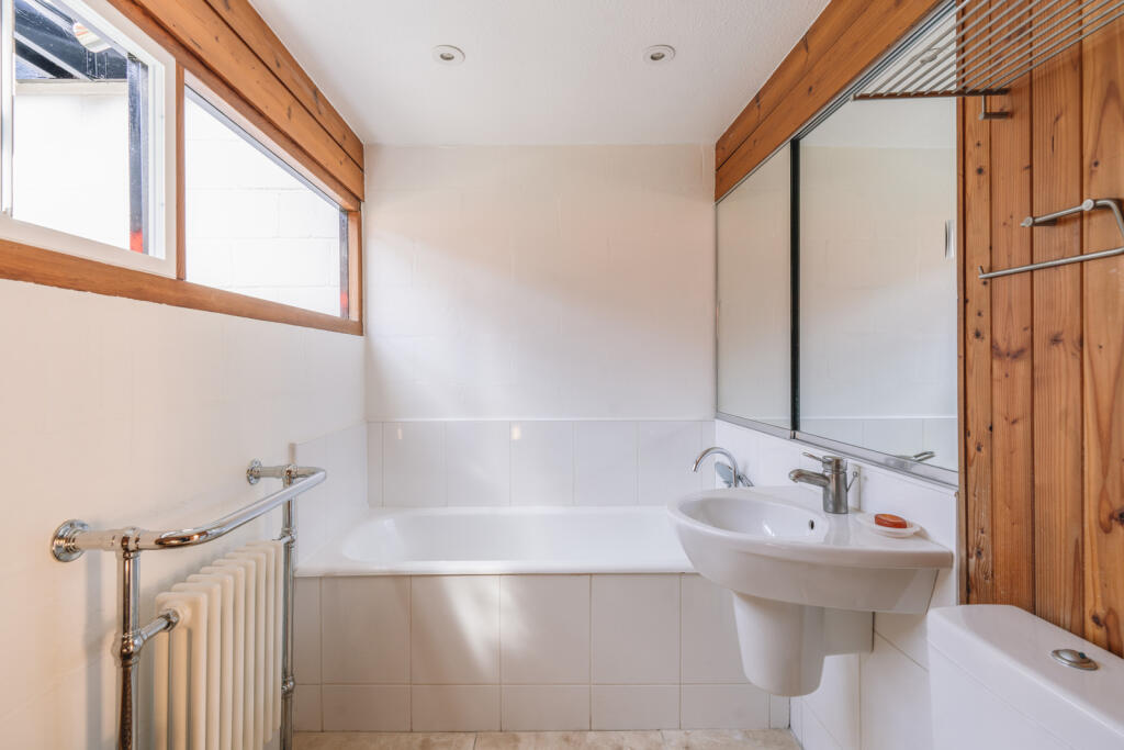 Additional image 26 of The Ryde, Hatfield, Hertfordshire