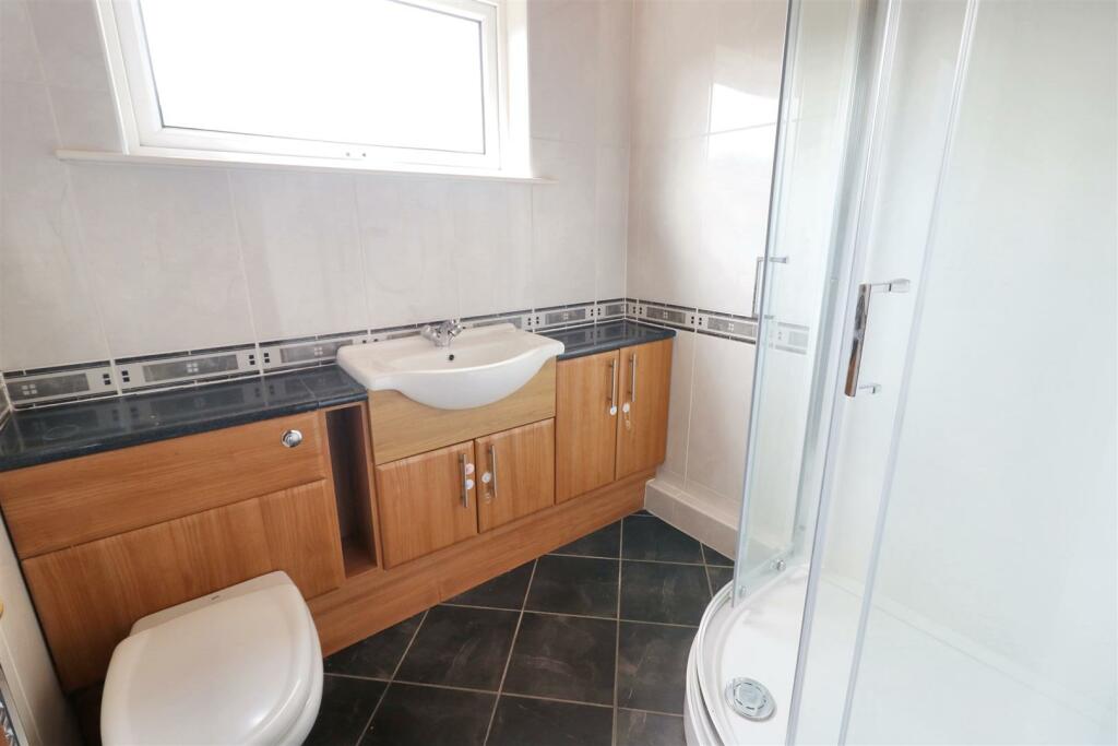 Additional image 8 of 75 Den Crescent, Keith