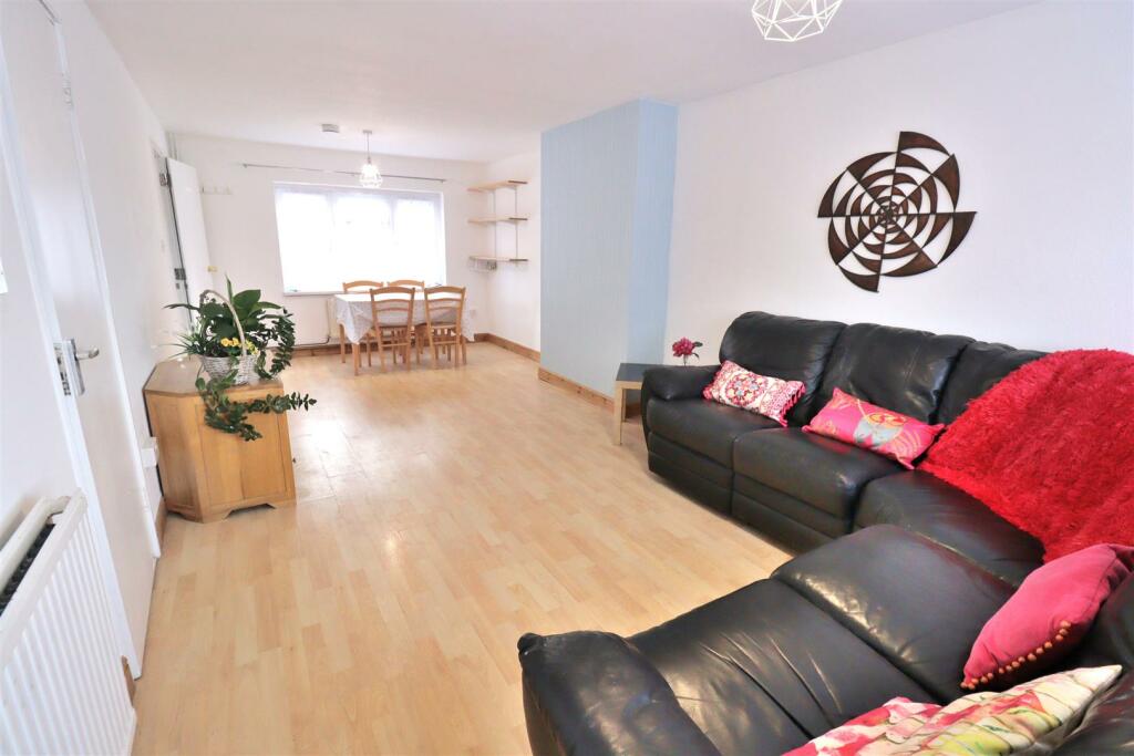 Additional image 2 of Deerswood AvenueHatfieldHertfordshire