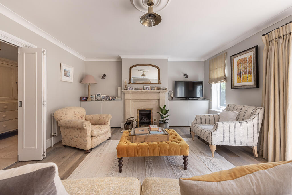 Additional image 27 of Holly Lane, Harpenden, AL5