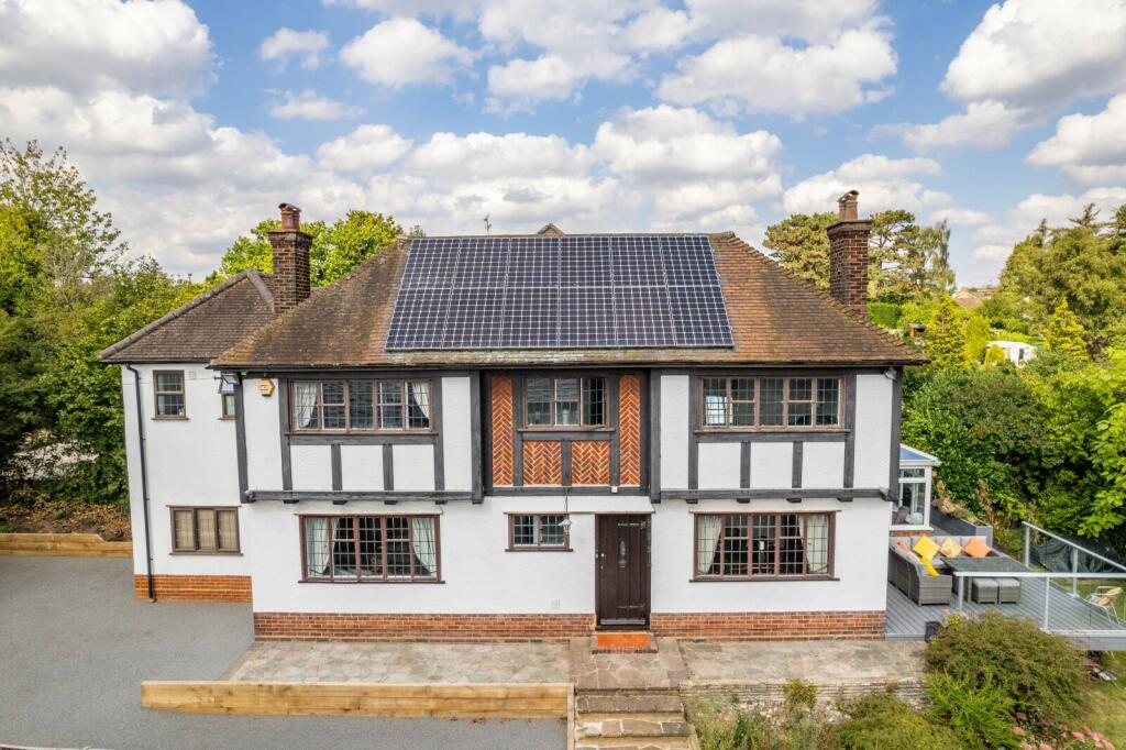 Watling Street, Park Street, St. Albans, Hertfordshire, AL2