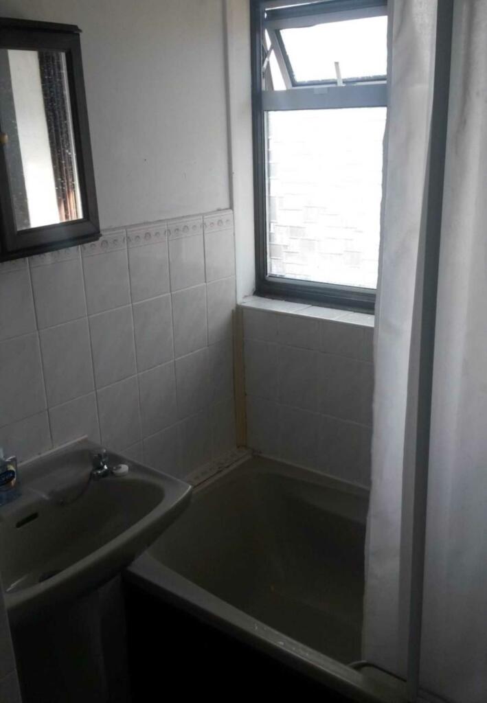 Additional image 5 of Furzen Crescent, Hatfield