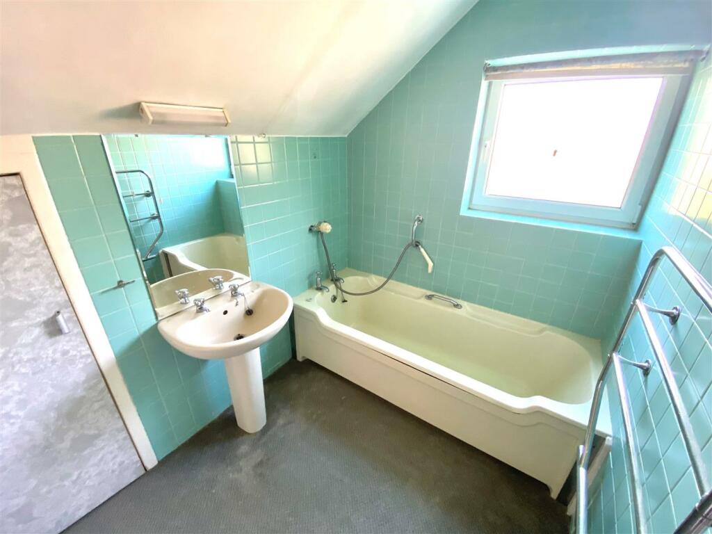 Additional image 10 of Bradmore Way, Brookmans Park