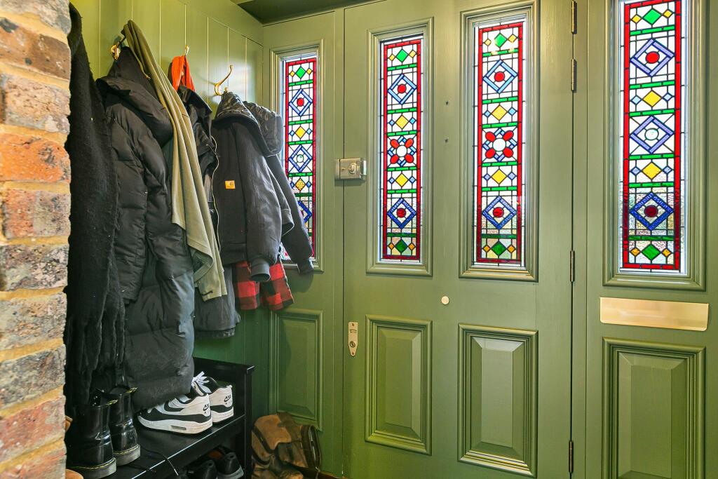 Additional image 9 of Applecross Cottage, Station Road, Welham Green, AL9