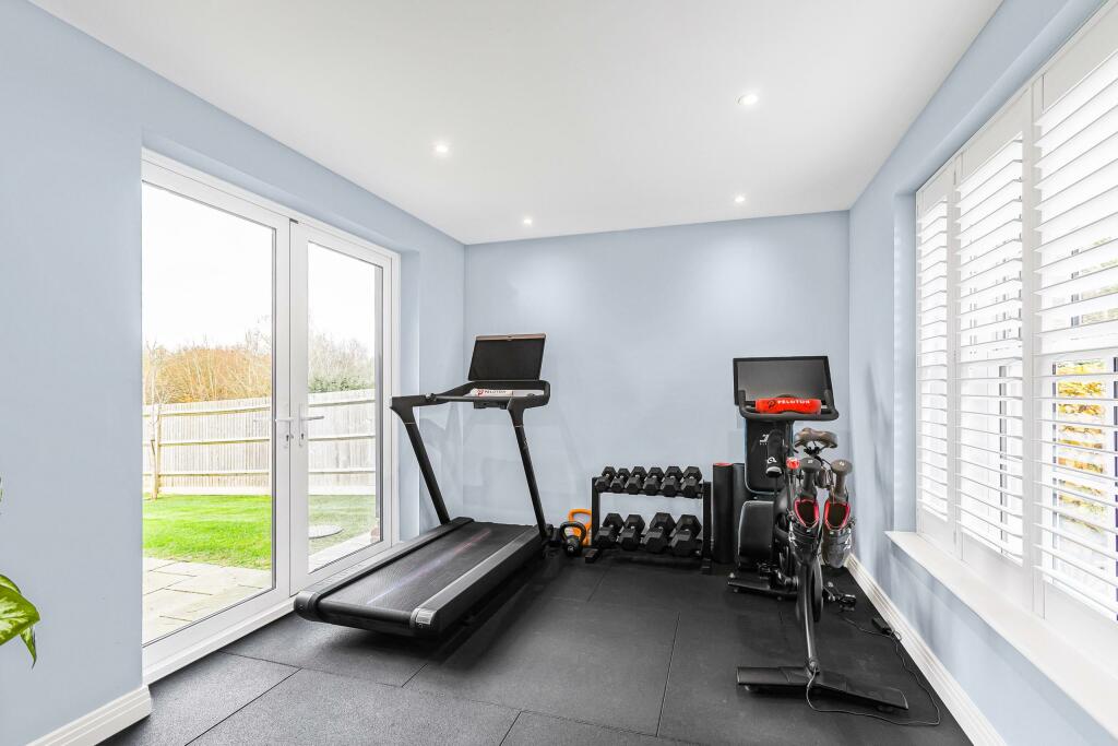 Additional image 28 of Lake View, Frogmore, AL2