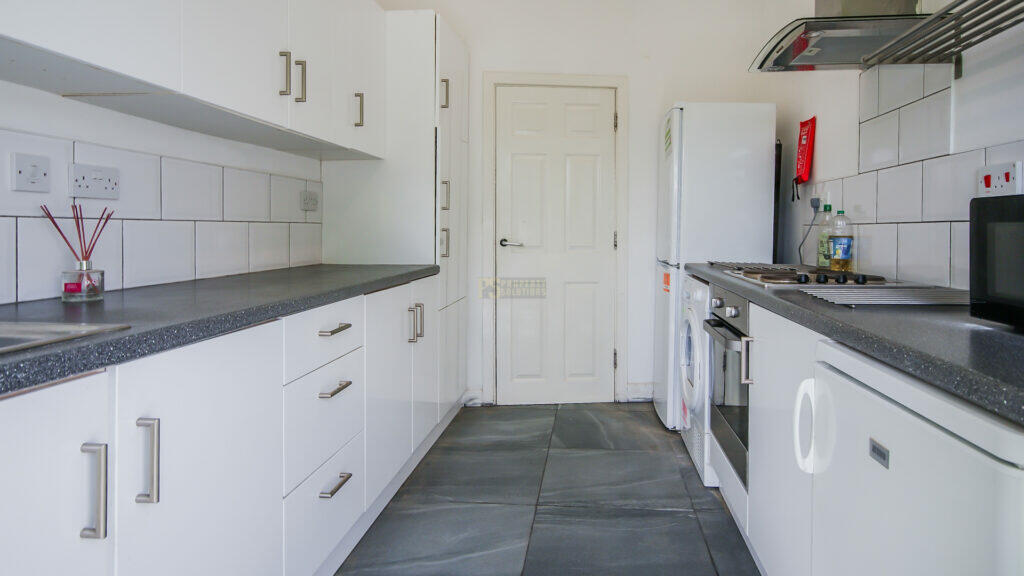 Additional image 8 of 670 Bristol Road Selly Oak, Birmingham, B29 6BJ