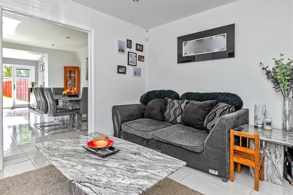 Additional image 24 of Nelson Avenue, St Albans