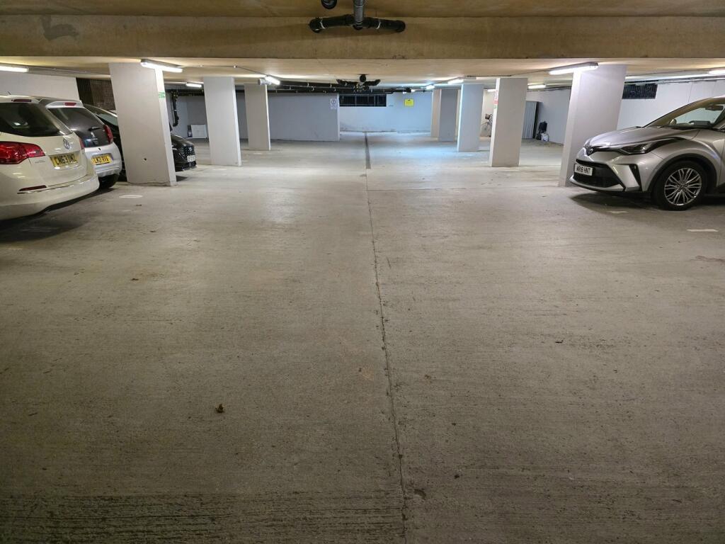 Additional image 10 of Wendover Lodge, Church Street, WELWYN, AL6