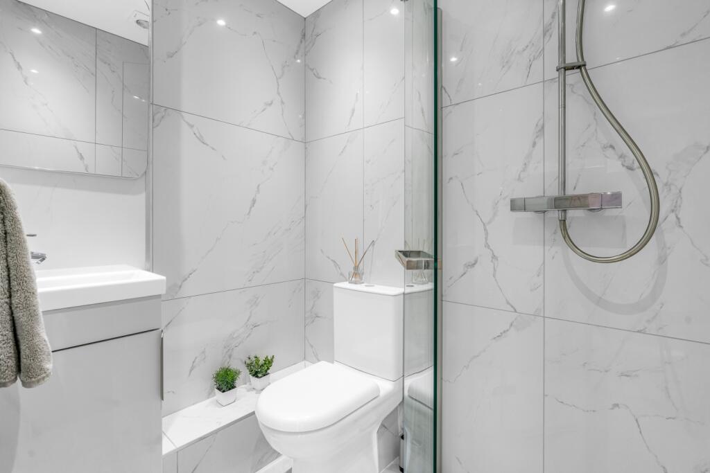 Additional image 6 of Broomhills, Welwyn Garden City, Hertfordshire, AL7