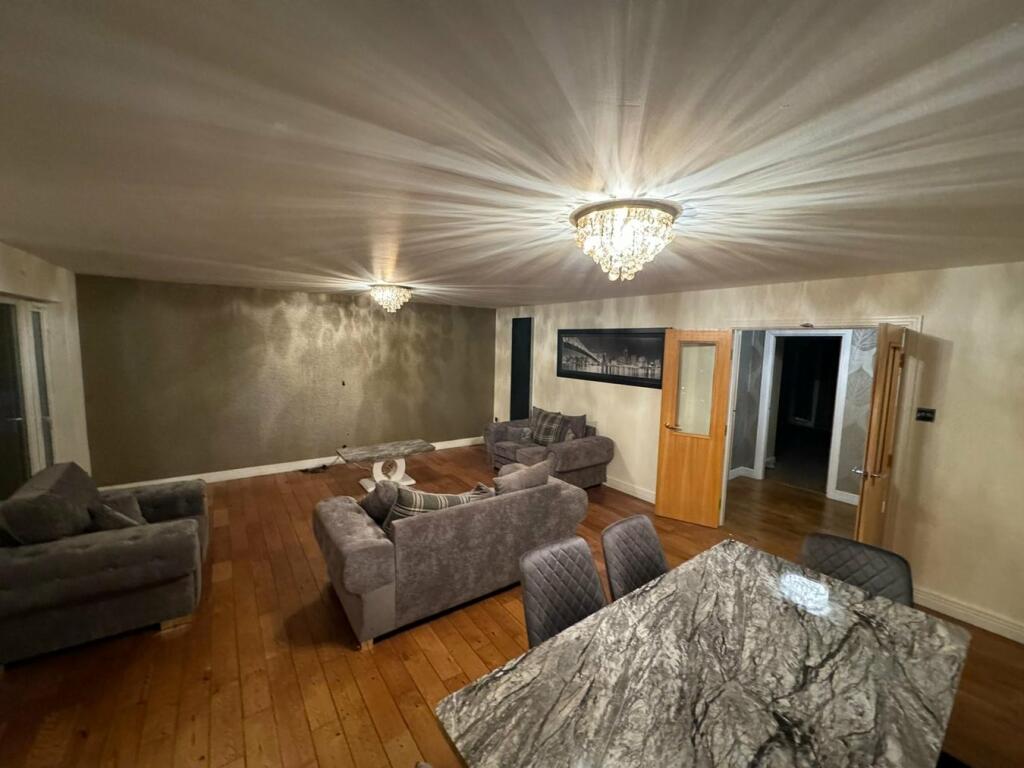 Additional image 2 of Penthouse Apartment - The Mailbox , Birmingham, B1