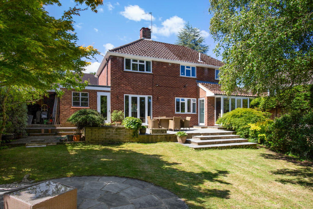 Additional image 16 of Grasmere Avenue, Harpenden, AL5
