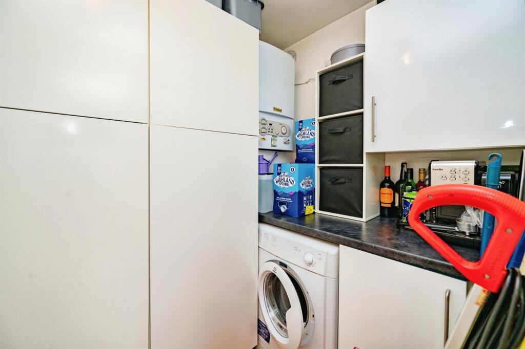 Additional image 10 of Harvey Road, London Colney, St. Albans