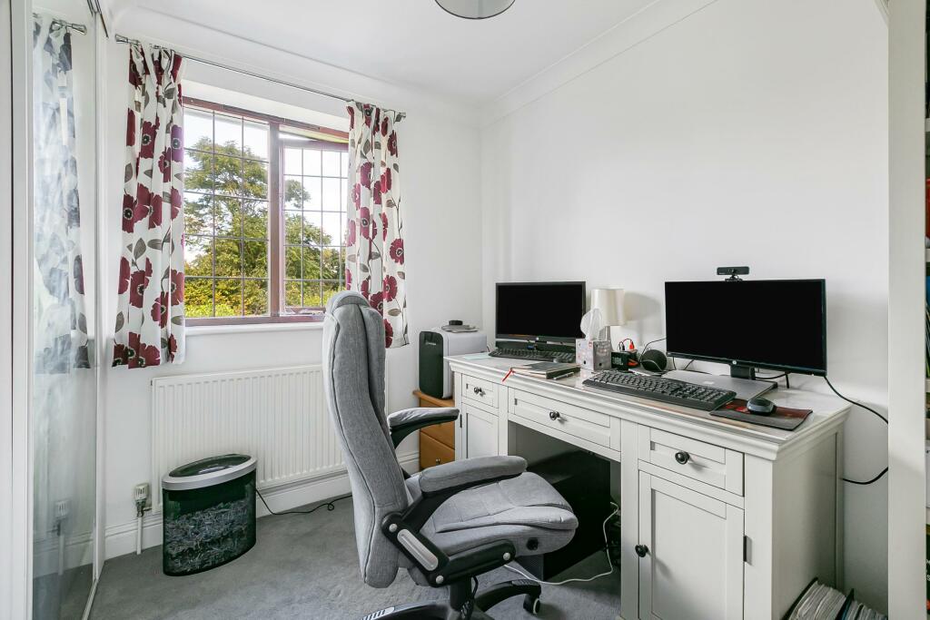 Additional image 13 of Laburnum Grove, Chiswell Green, AL2