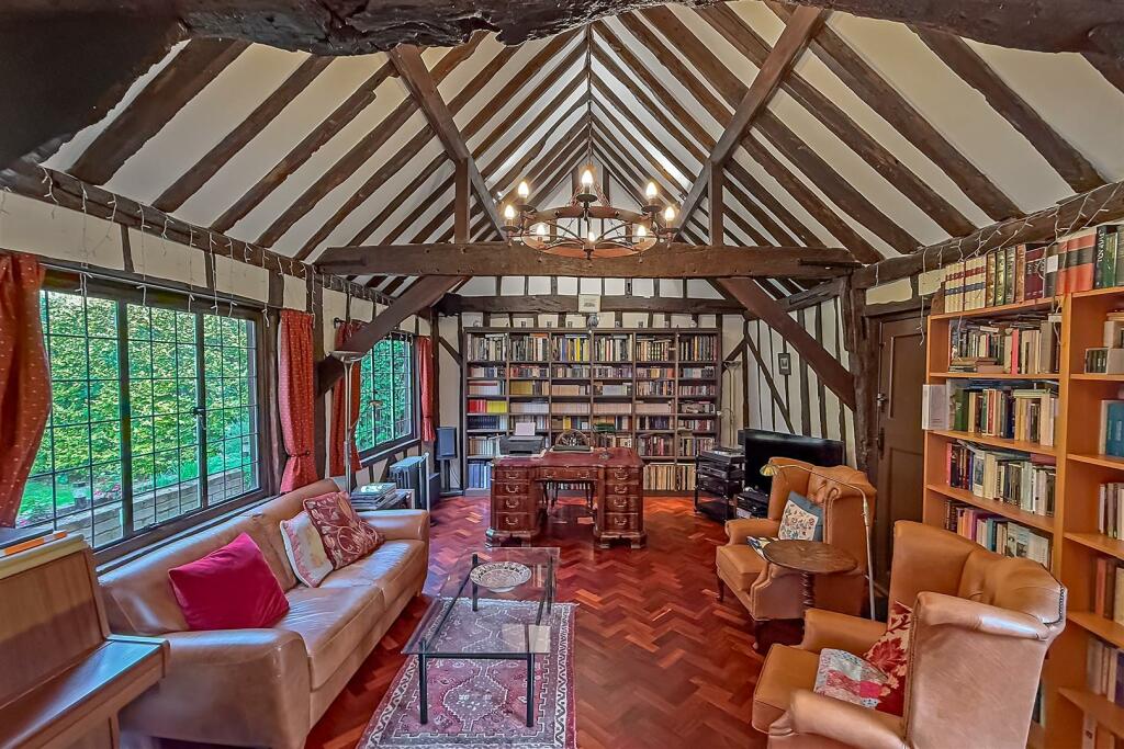 Additional image 14 of Kay Walk, St. Albans