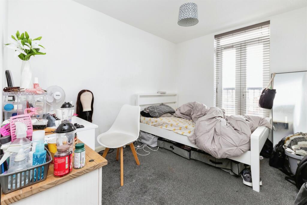 Additional image 15 of Dragon Road, Hatfield