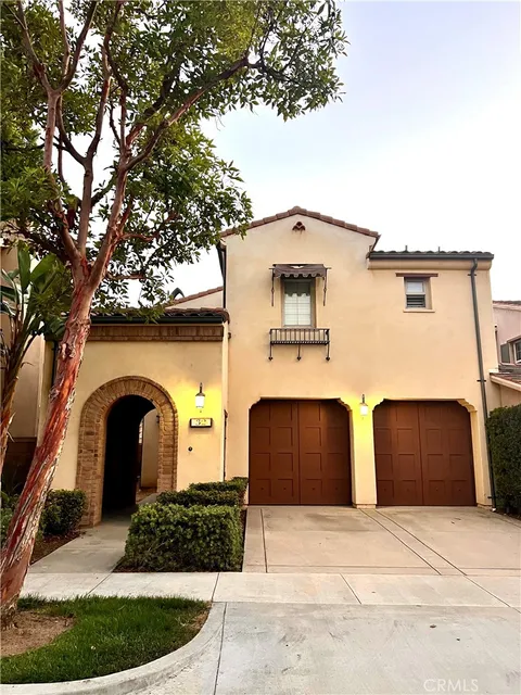 32 Homeland, Irvine, CA 92618