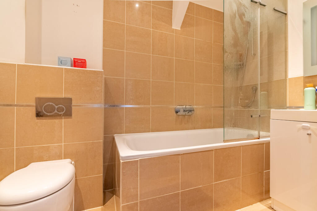 Additional image 16 of Avenue Road, St. Albans, Hertfordshire, AL1