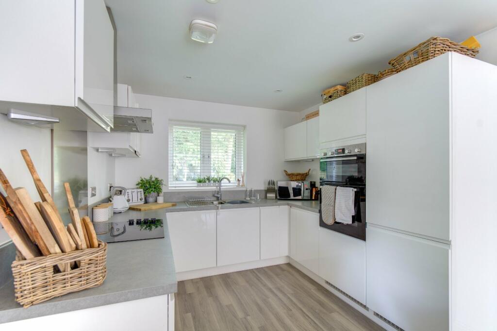 Additional image 5 of New House Farm Drive, Northfield, Birmingham, West Midlands, B31