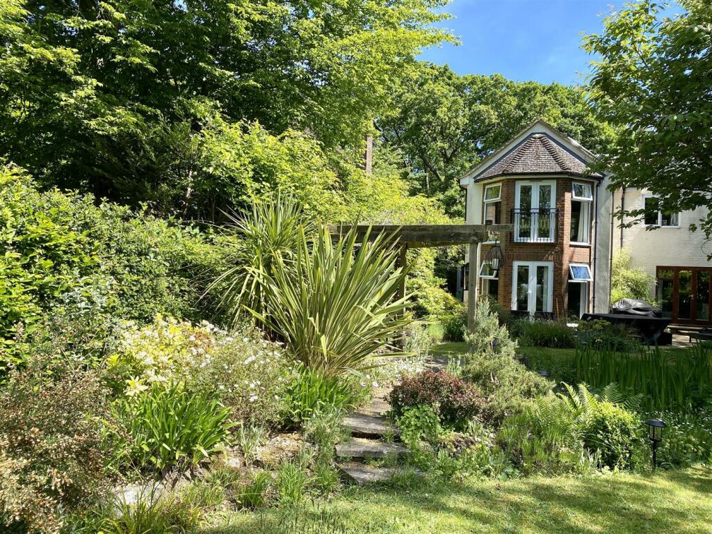 Additional image 12 of Orchard Road, Tewin