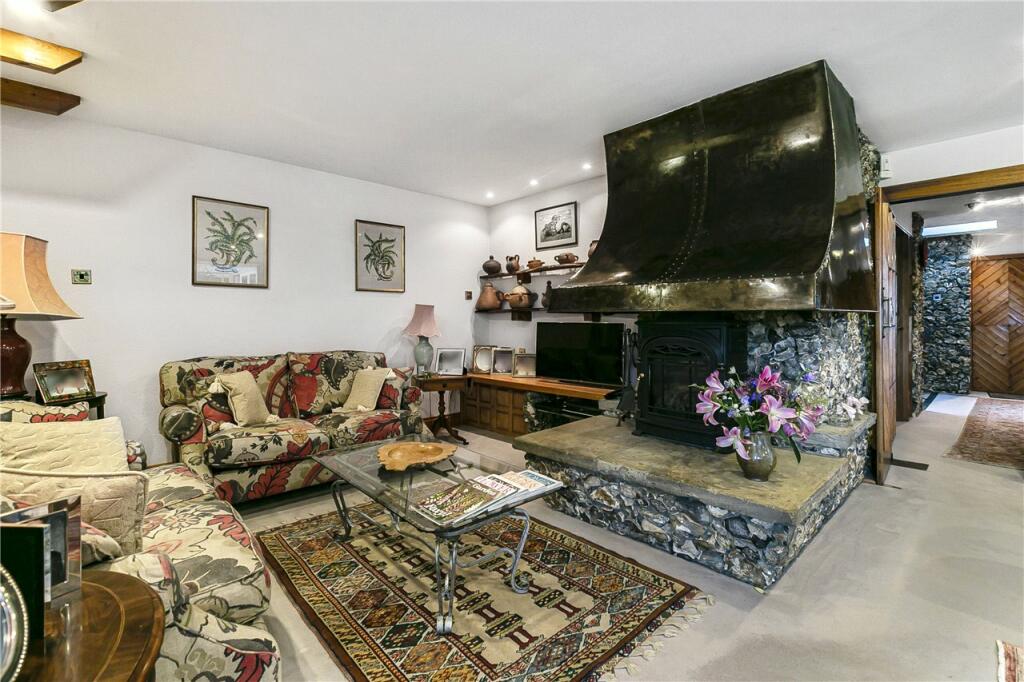 Additional image 10 of Pie Garden, Flamstead, St. Albans, Hertfordshire