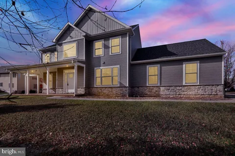 446 Wagonwheel Road, Lititz, PA 17543