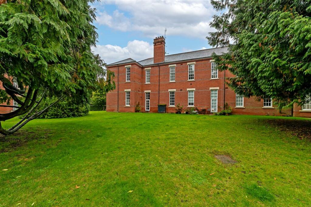 Additional image 3 of Great Leys Court, Beningfield Drive, London Colney, St. Albans