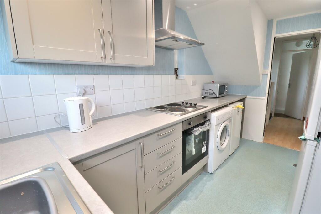 Additional image 5 of Deerswood AvenueHatfieldHertfordshire