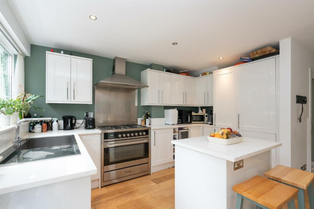 Additional image 8 of Camlet Way, St. Albans