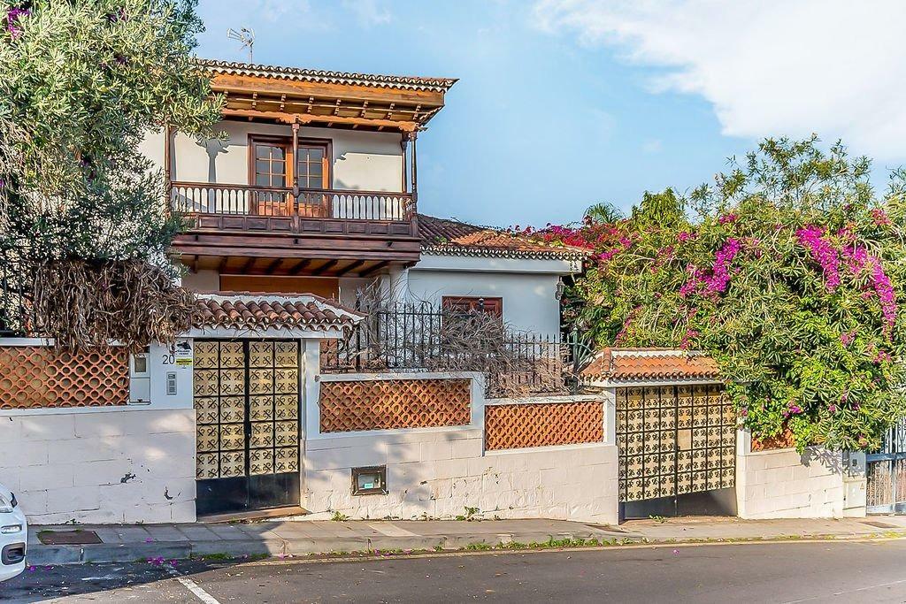 Additional image 2 of Canary Islands, Tenerife, Puerto de la Cruz, Spain