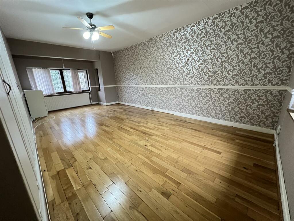 Additional image 34 of Englestede Close, Handsworth Wood, Birmingham