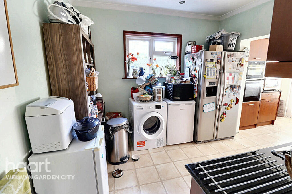 Additional image 14 of Mardley Avenue, Welwyn