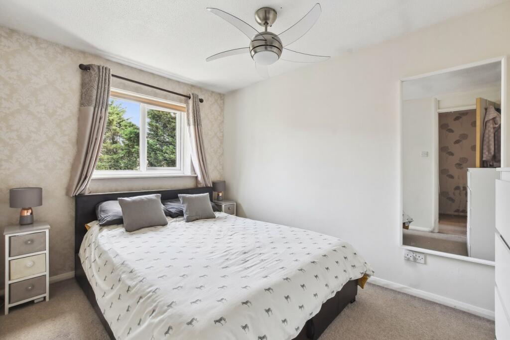 Additional image 12 of Bull Stag Green, Hatfield, AL9