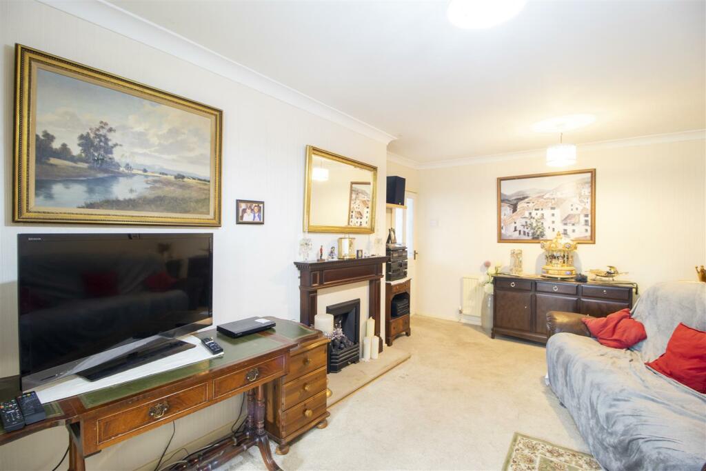 Additional image 7 of Pooleys Lane, Welham Green