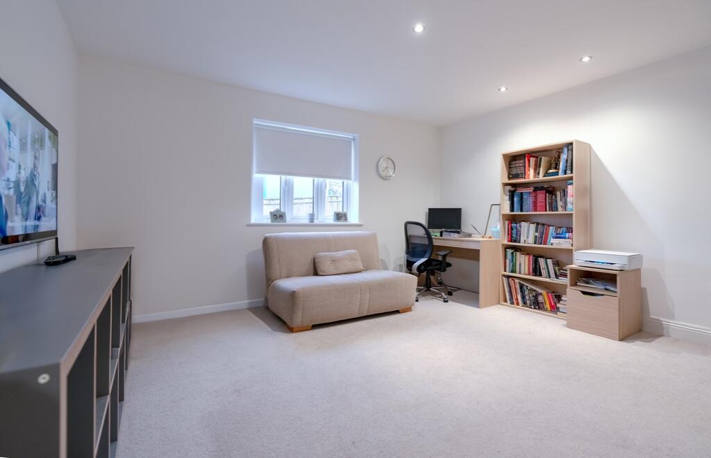 Additional image 7 of Green Close, Brookmans Park
