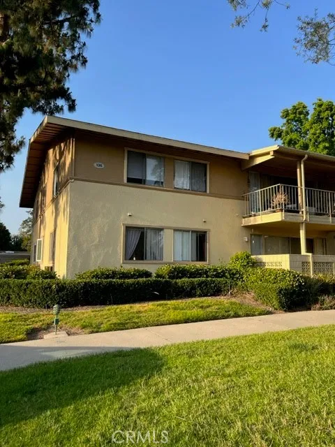 136 Avenida Majorca Unit N, Laguna Woods, CA 92637